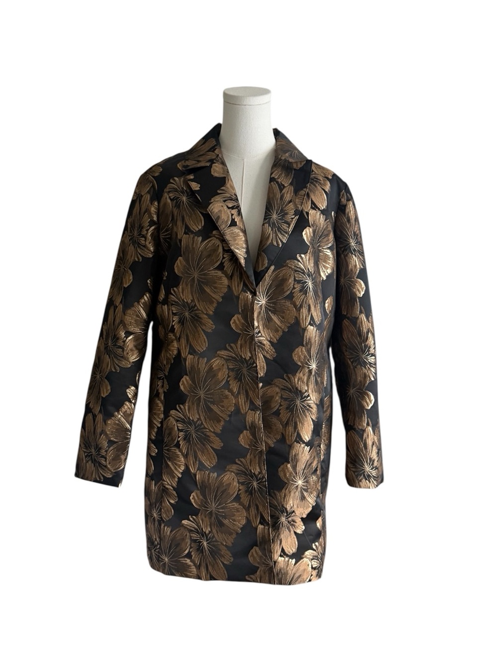 Chico’s Black Gold Metallic Floral Jacquard Long Blazer Jacket